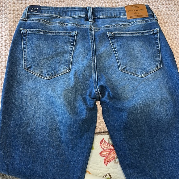Lucky Brand Jeans - Picture 6 of 8